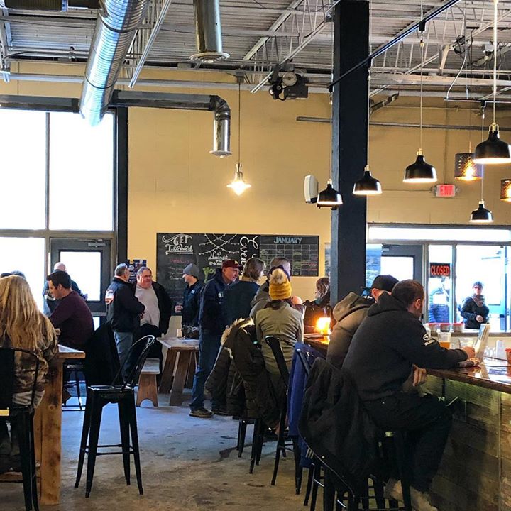 Looking for a brewery that’s open on Monday? Look no further, friends! Raise a…