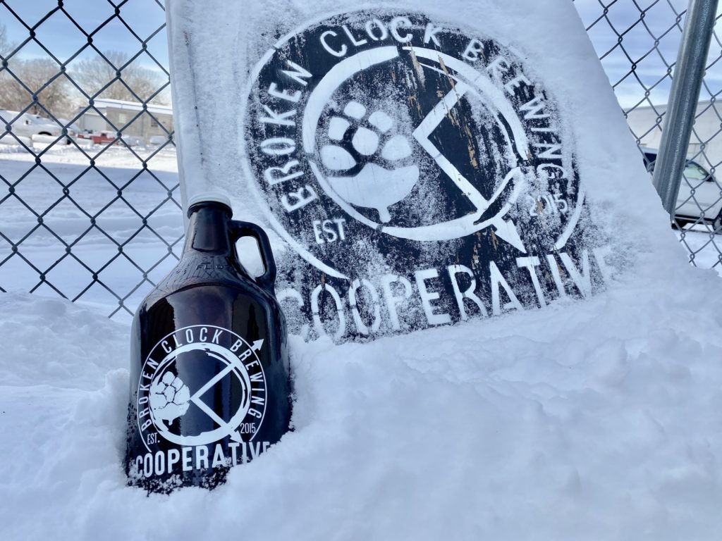 Happy Monday! Now that everyone has recovered from Thanksgiving dinner, check o…